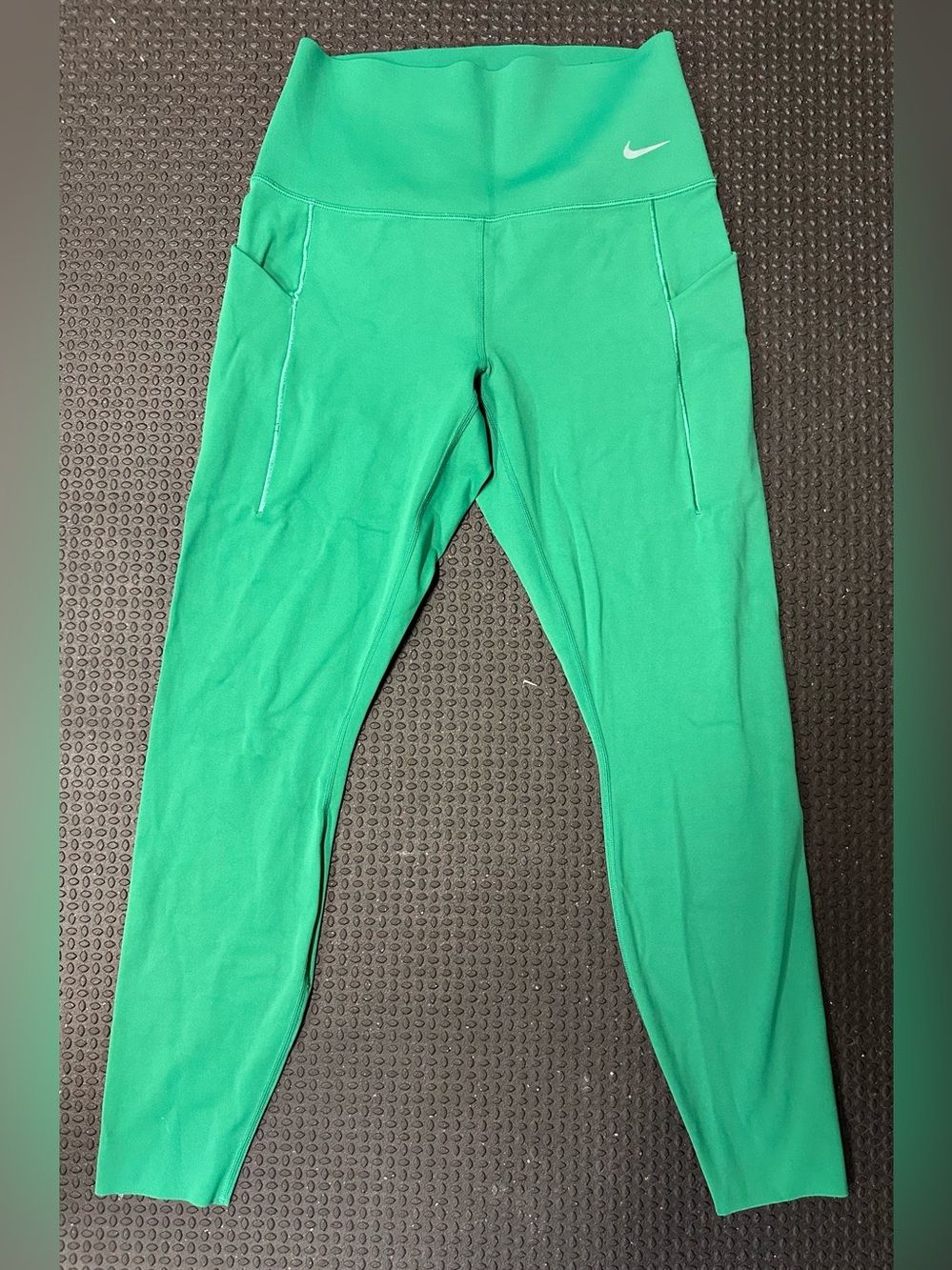 Nike Women Green Athletic Leggings